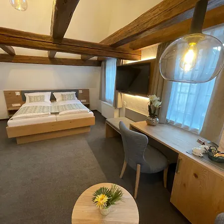 여관 Gaestehaus Klingler *